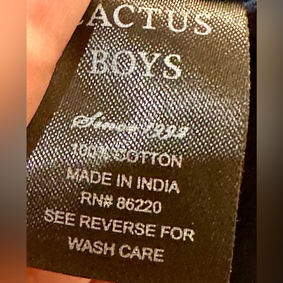 Cactus Boys Short Sleeve Button Down Shirt in Blue with White Dots| size: 10/12 - Picture 4 of 5